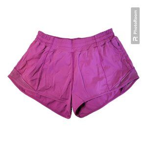 Lululemon Hotty Hot Shorts 2.5